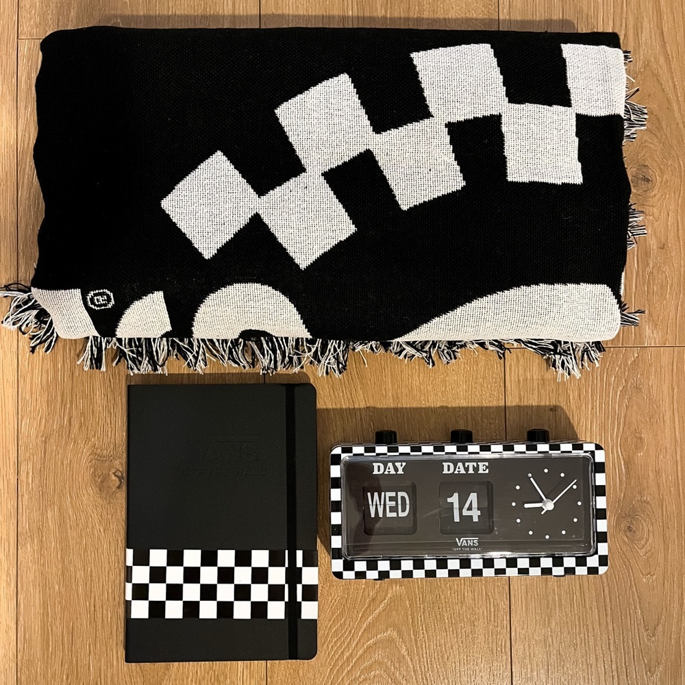 Vans Accessory Bundle